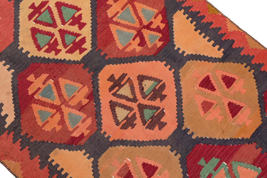 Persian Kilim | 275 x 113 cm