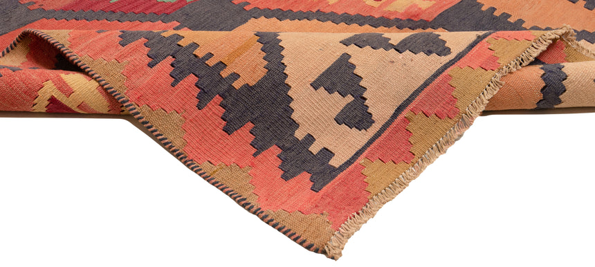Persian Kilim | 275 x 113 cm