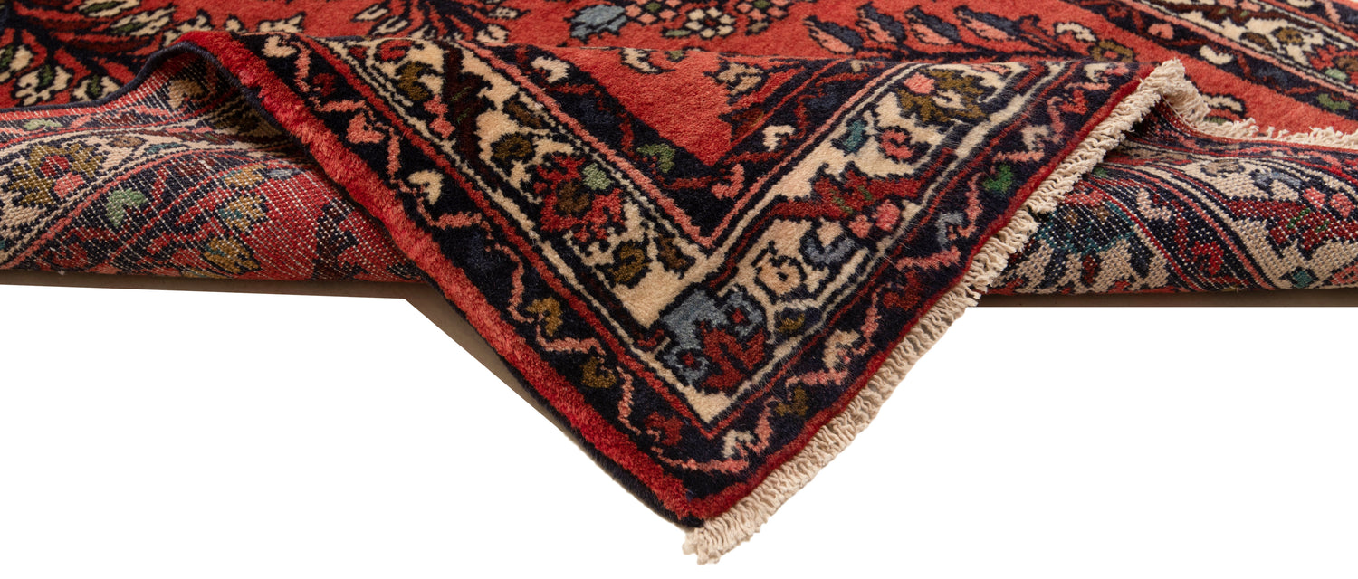 Hamedan Persian rug | 556 x 74 cm