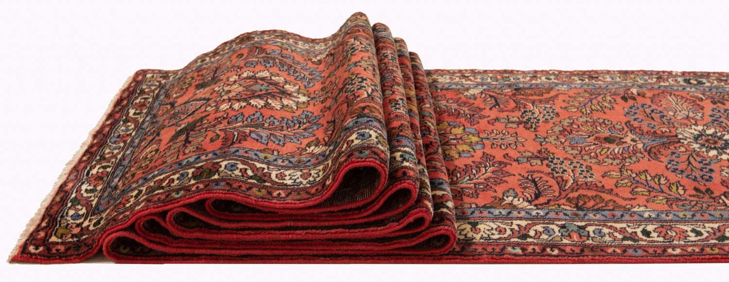 Hamedan Persian rug | 575 x 77 cm