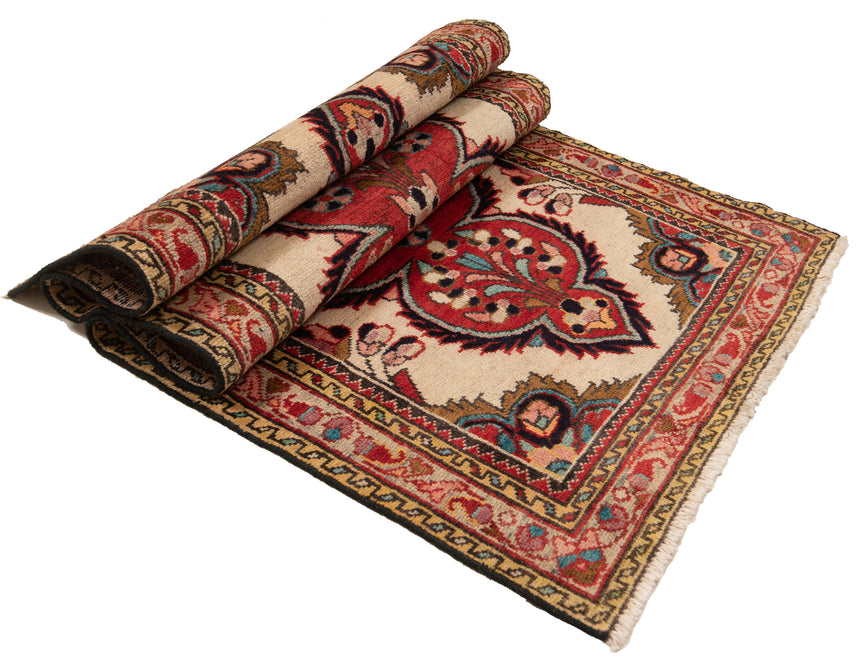 Alfombra persa Lilian | 133 x 66 cm