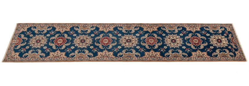 Nain 9La Persian Rug | 438 x 87 cm