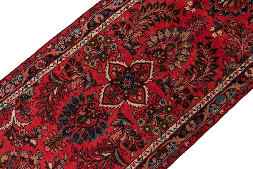 Hamedan Persian Rug | 611 x 73 cm