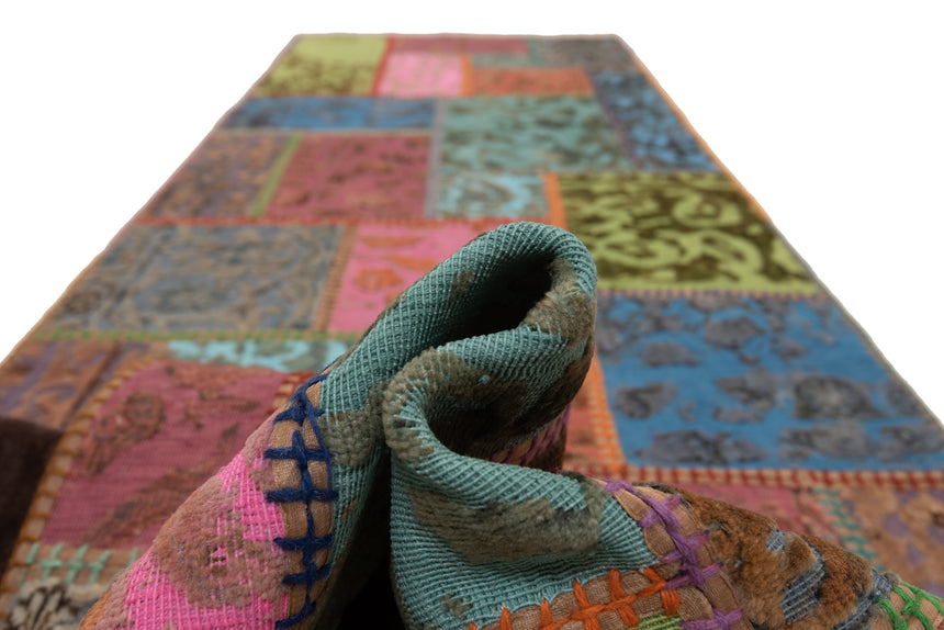 Patchwork relief rug | 300 x 80 cm