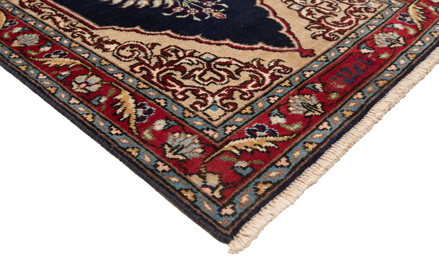 Tabriz Persian rug | 346 x 70 cm