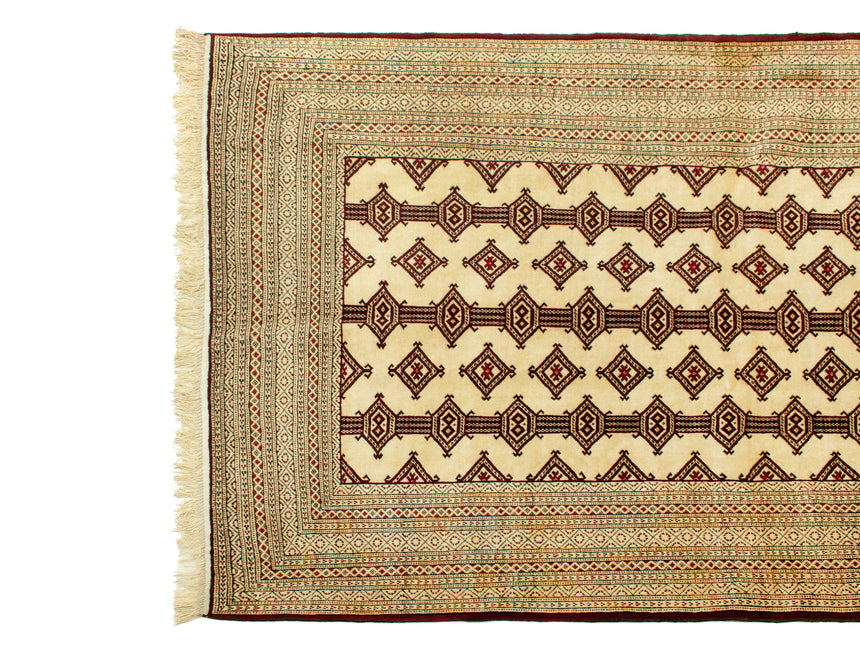 Baluch Persian Rug | 177 x 137cm