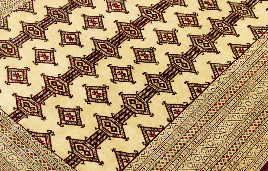 Baluch Persian Rug | 177 x 137cm