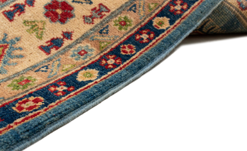 Kazak rug | 237 x 170 cm