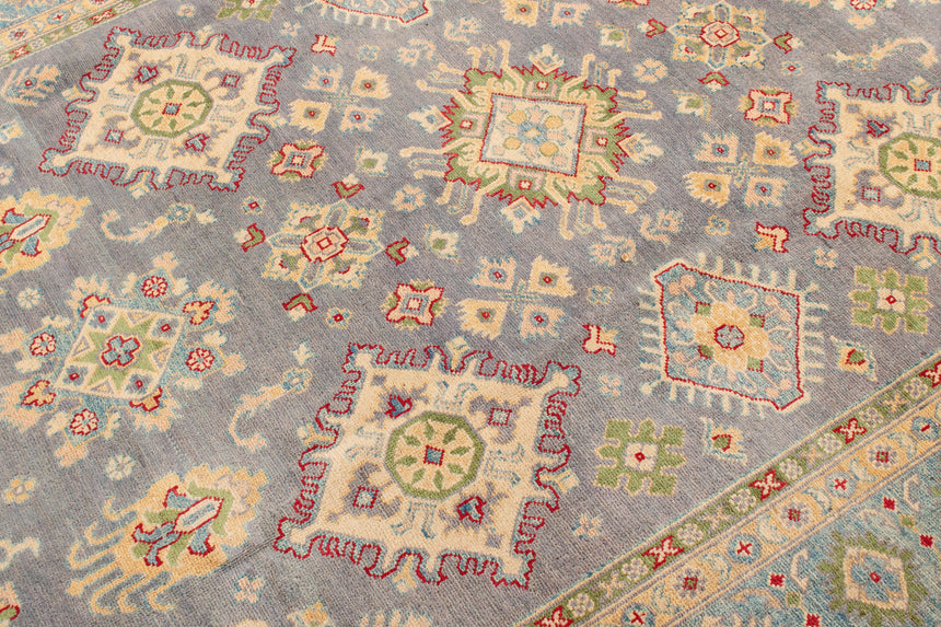 Kazak Rug | 292 x 201 cm