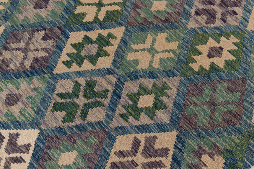 Afghan Kilim | 182 x 125 cm