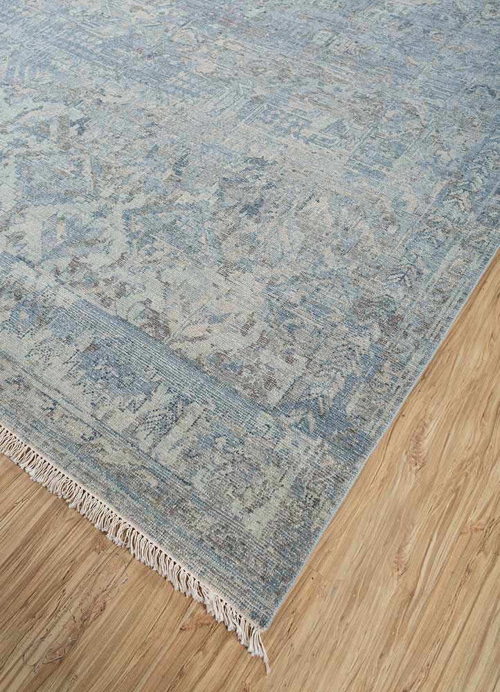 Modern Vintage Style Rug | 300 x 250 cm