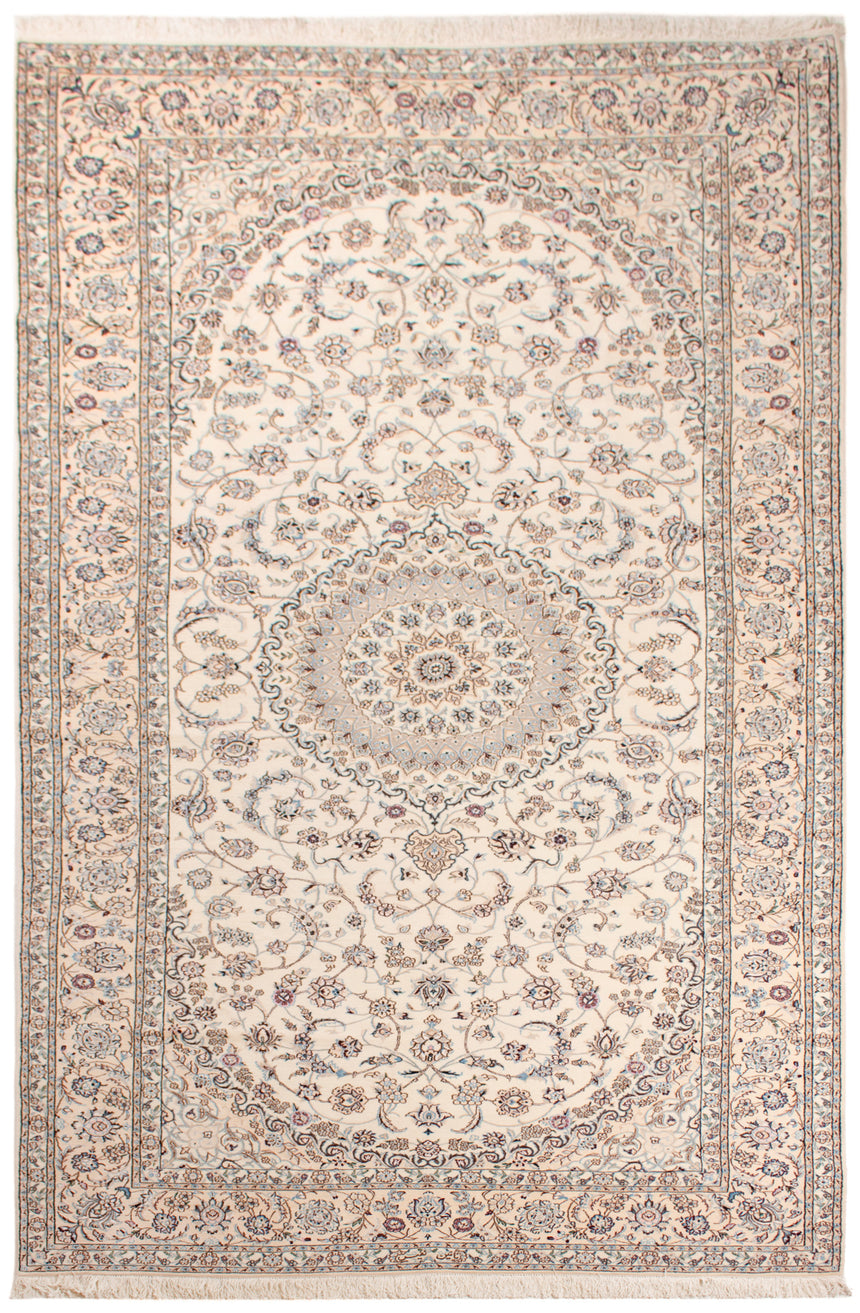 Nain 9La Persian Rug | 406 x 203 cm