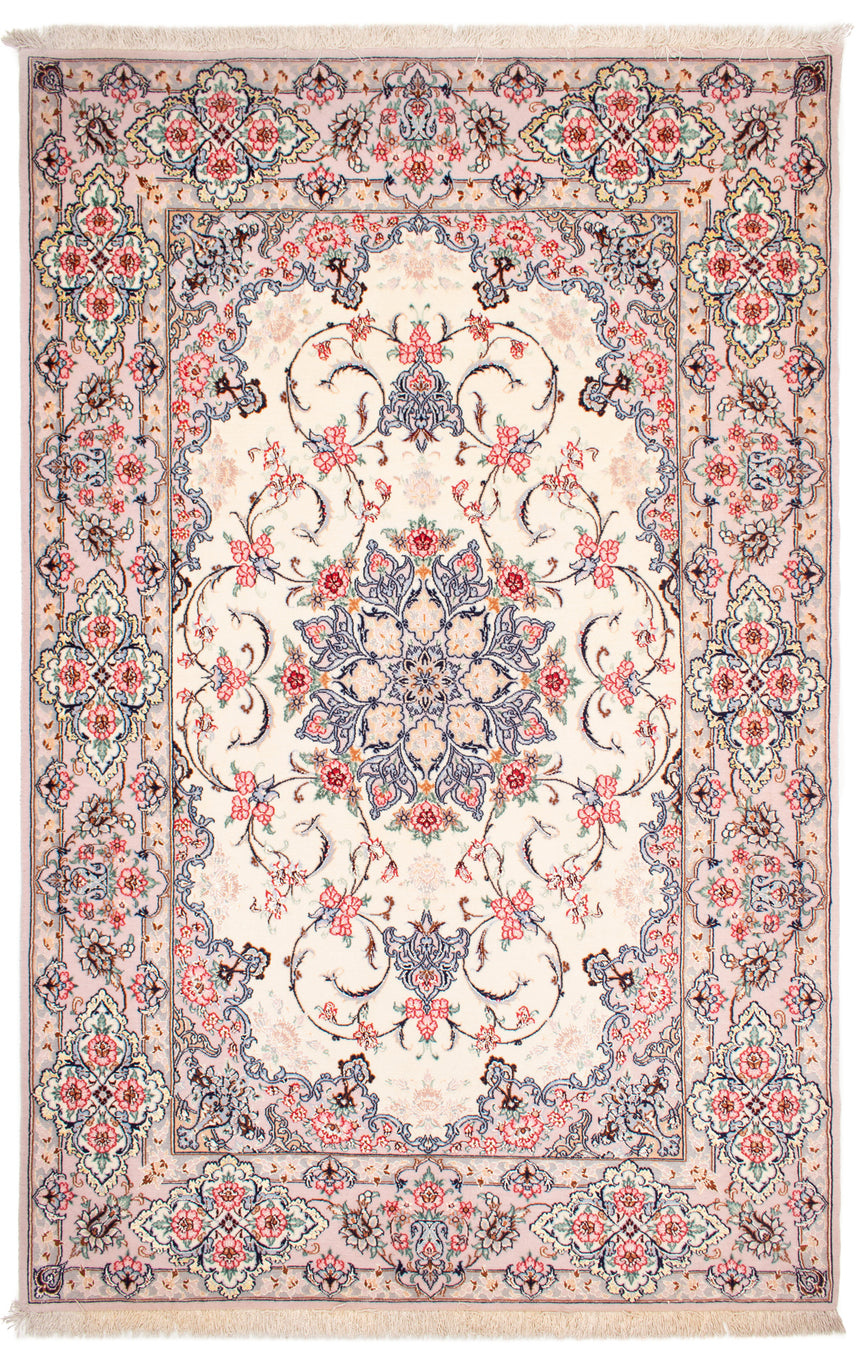 Isfahan Persian Rug | 166 x 110 cm