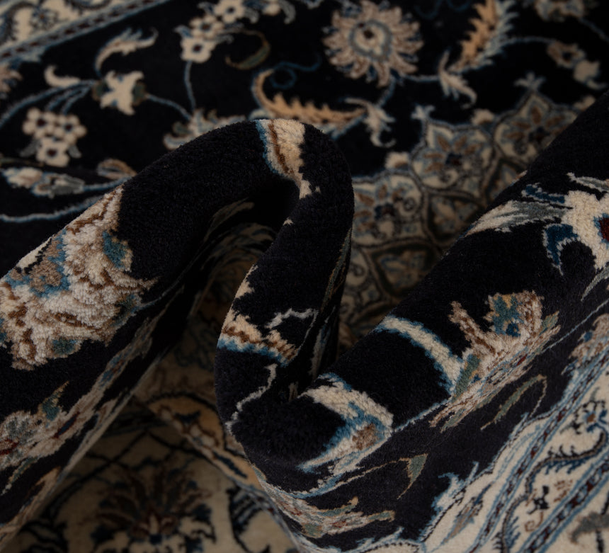 Nain Persian Rug | 308 x 195cm