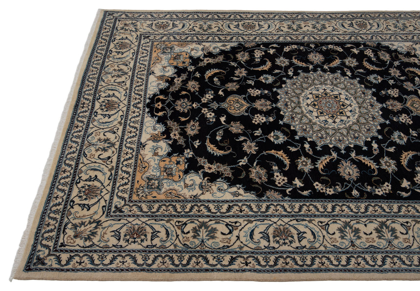 Nain Persian Rug | 308 x 195cm