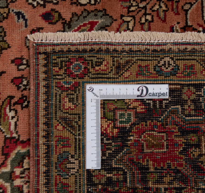 Tabriz Persian rug | 288 x 198 cm