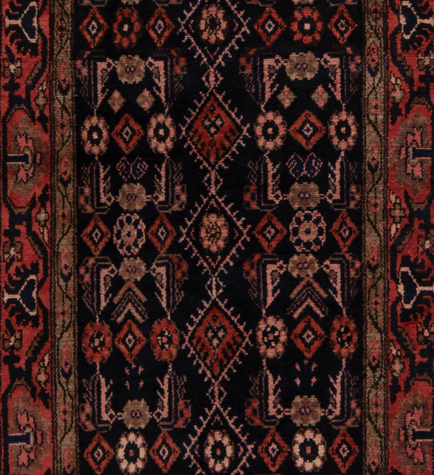 Hamedan Persian Rug | 412 x 98 cm