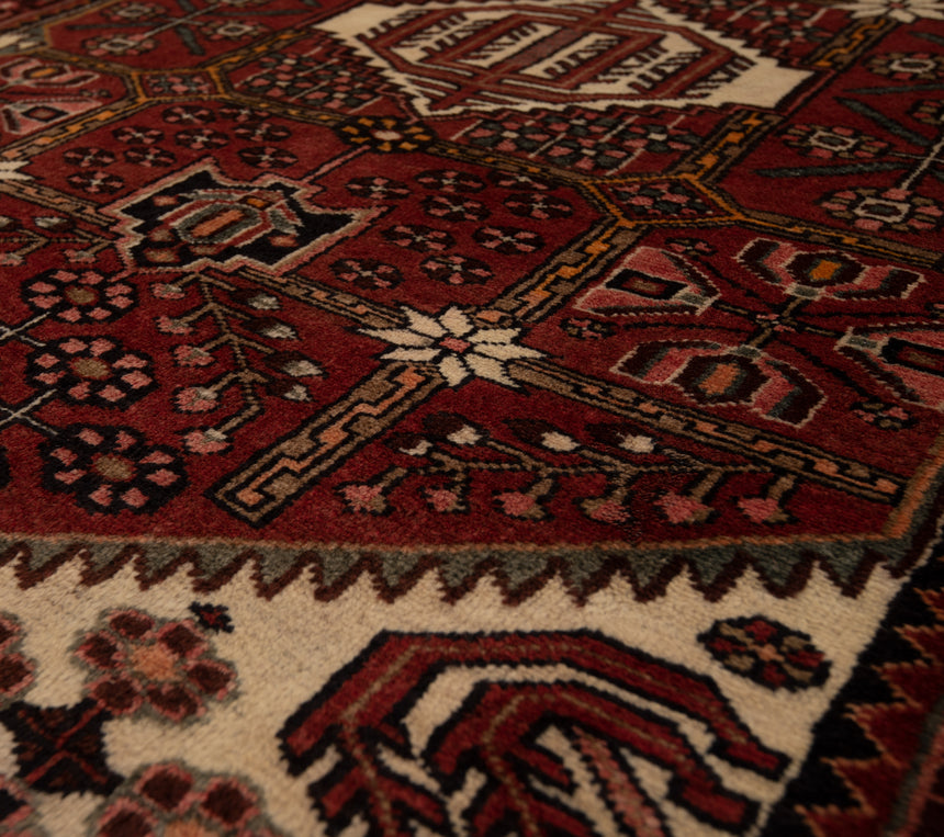 Hamedan Persian rug | 294 x 100 cm