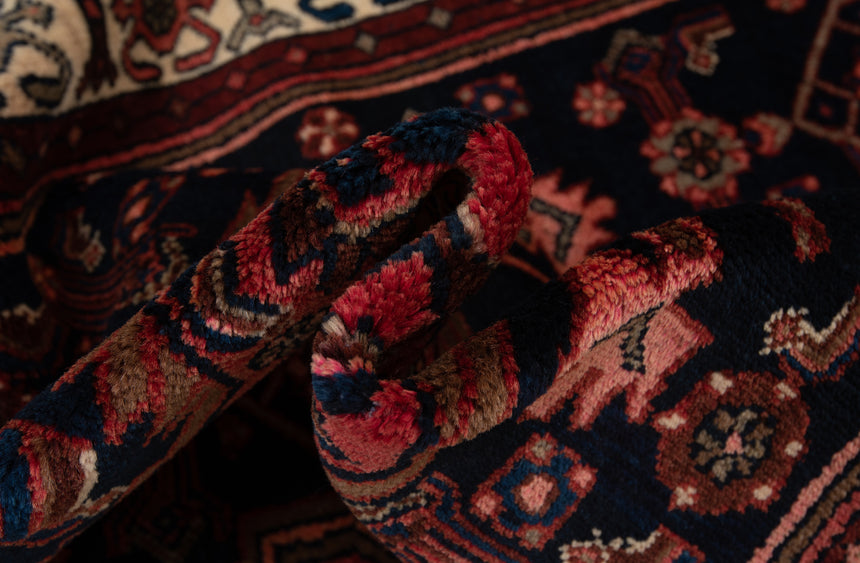 Hamedan Persian Rug | 328 x 104 cm