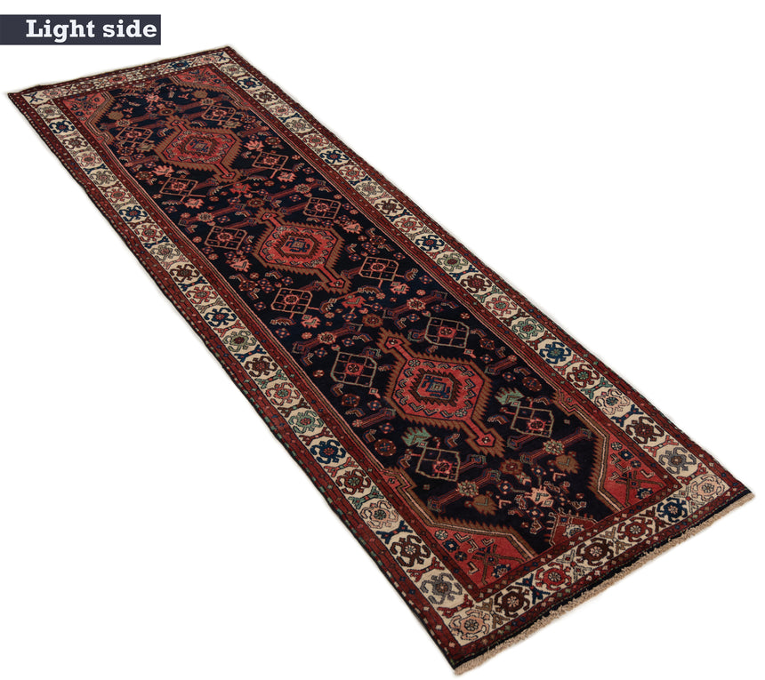 Hamedan Persian Rug | 328 x 104 cm
