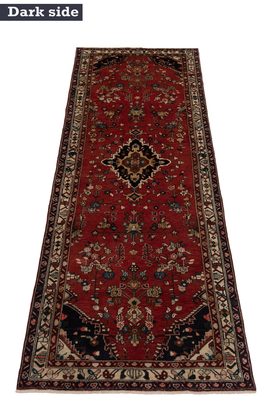 Hamedan Persian rug | 315 x 105 cm