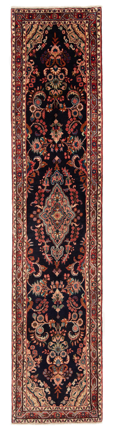 Hamedan Persian rug | 415 x 93 cm