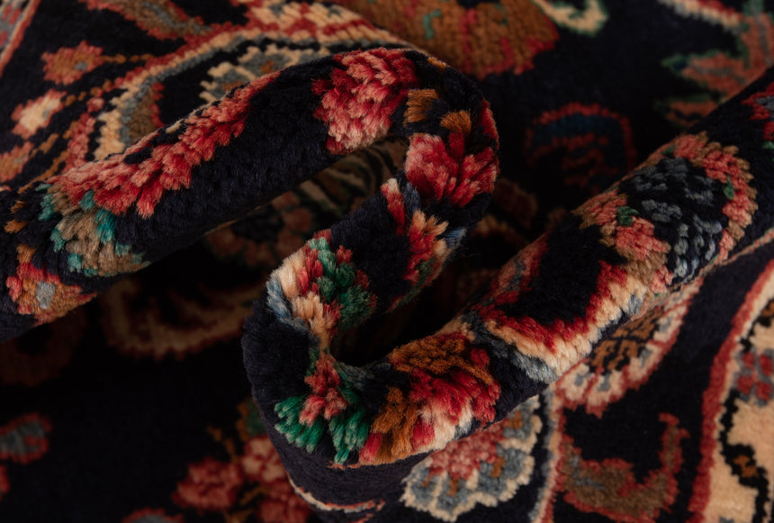 Hamedan Persian rug | 415 x 93 cm