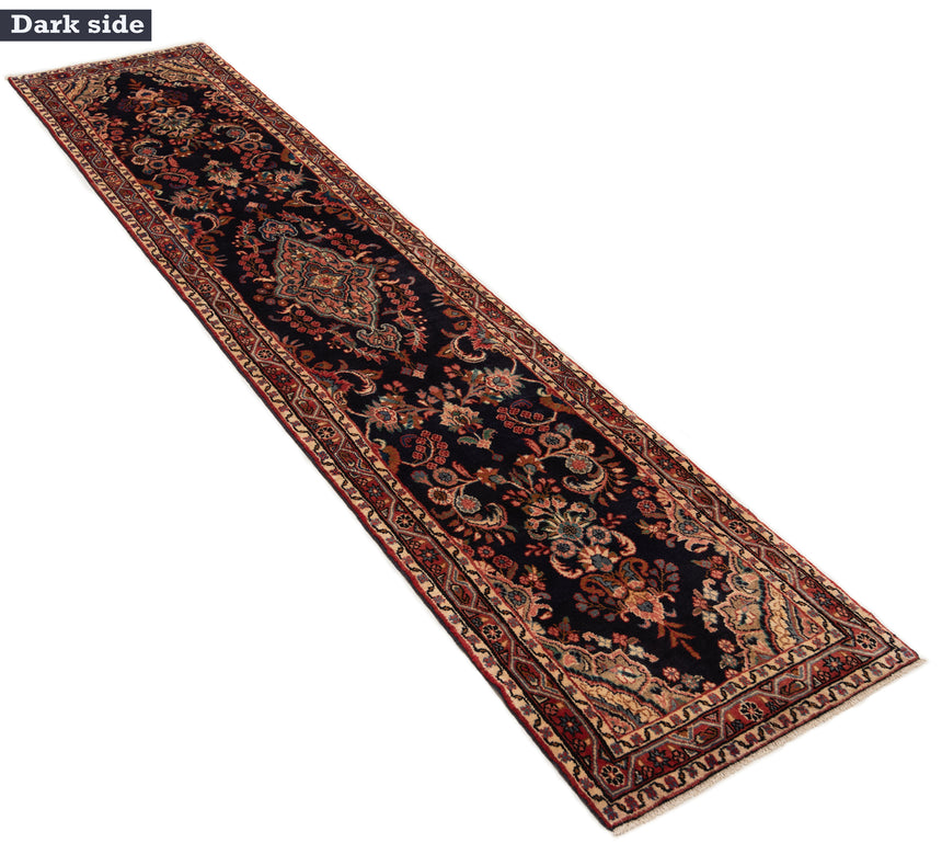 Hamedan Persian rug | 415 x 93 cm