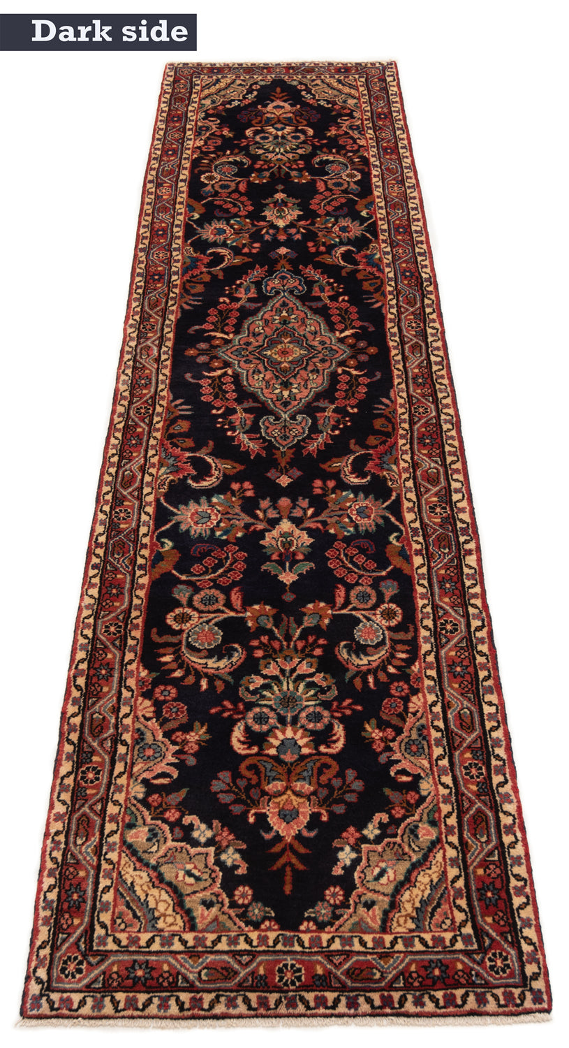 Hamedan Persian rug | 415 x 93 cm