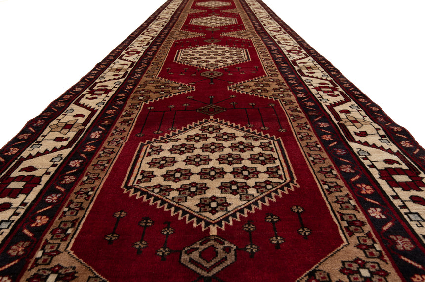 Hamedan Persian Rug | 398 x 107 cm