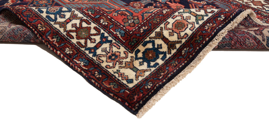 Hamedan Persian Rug | 326 x 107 cm