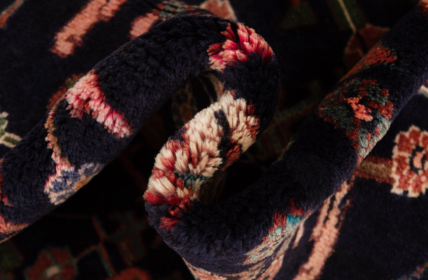 Hamedan Persian Rug | 304 x 101 cm