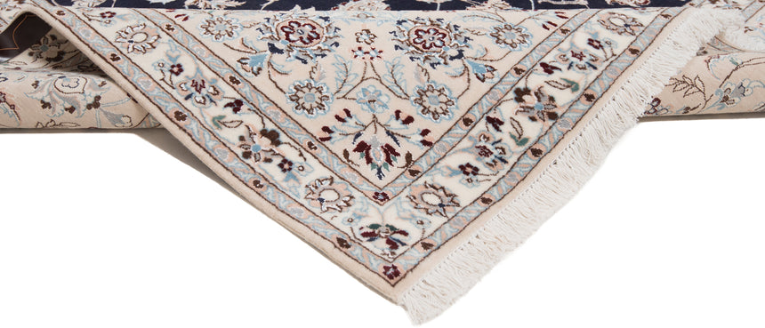 Nain 6La Persian Rug | 208 x 205 cm