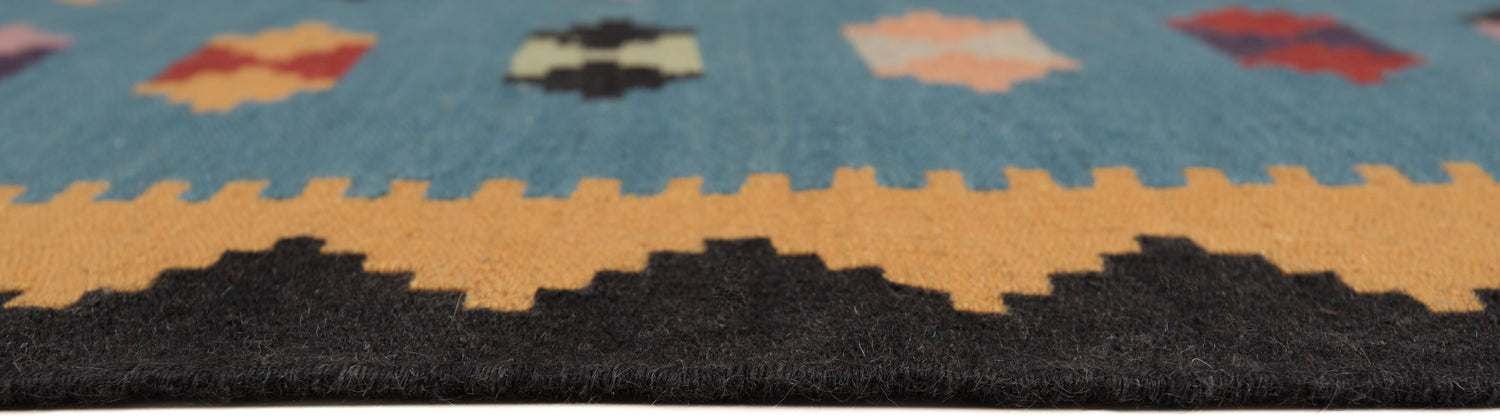Persian Kilim | 303 x 82 cm