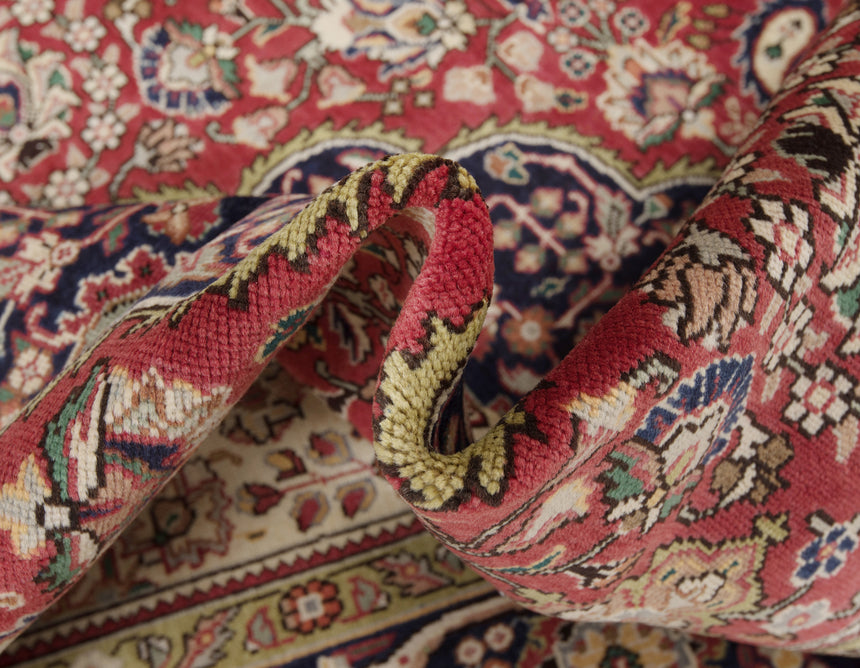 Tabriz Persian Rug | 301 x 201 cm