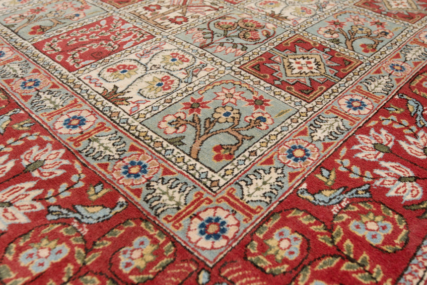Qom Persian rug | 214 x 132 cm