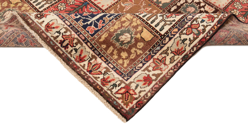 Bakhtiar Persian Rug | 199 x 144cm