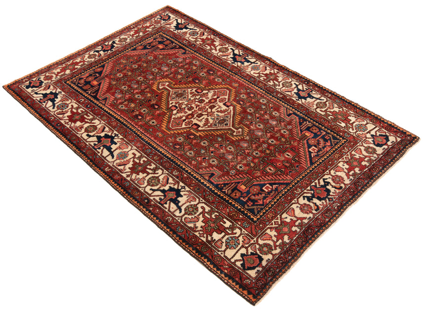 Hamedan Persian rug | 200 x 133 cm
