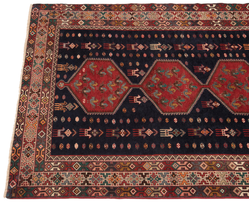 Hamedan Persian rug | 288 x 155 cm