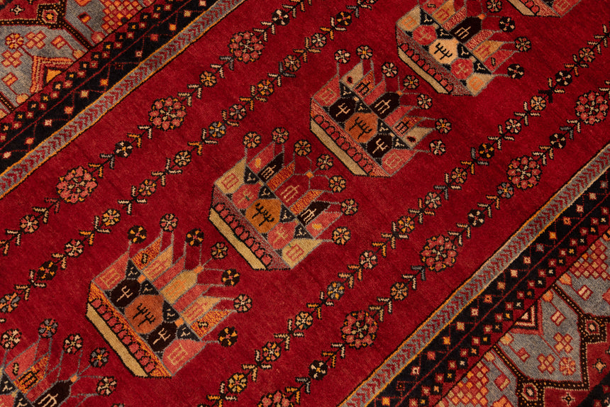 Hamedan Persian rug | 283 x 145 cm