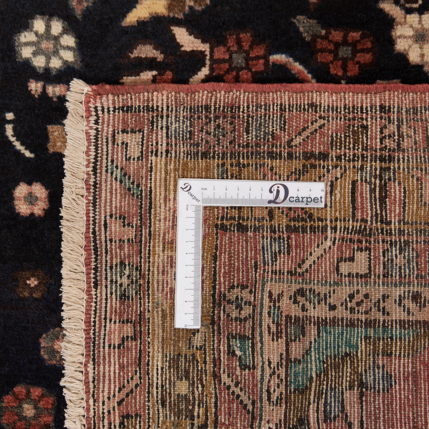 Hamedan Persian Rug | 324 x 103 cm