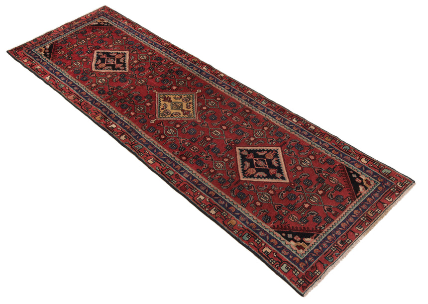 Hamedan Persian rug | 285 x 94 cm