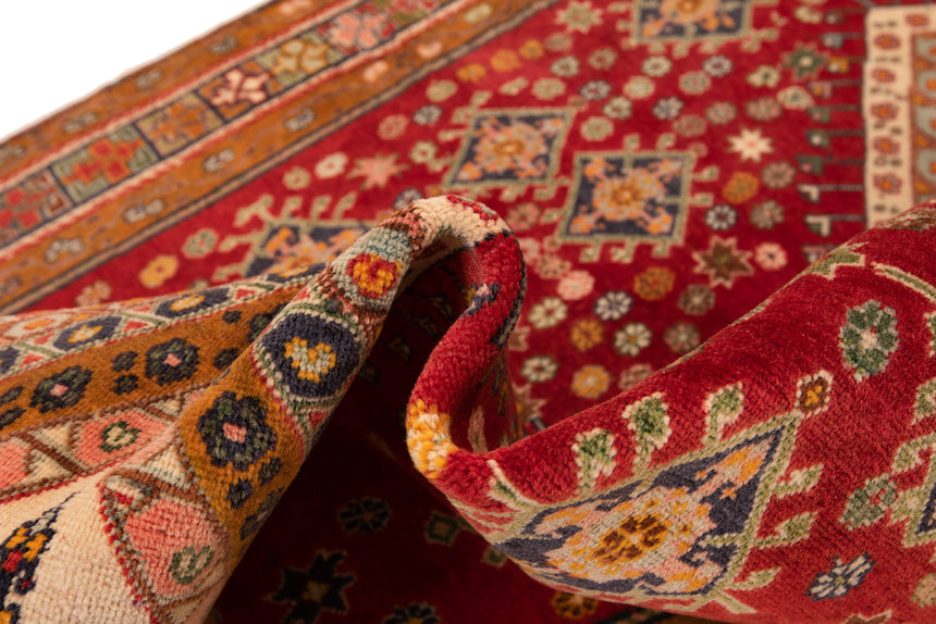 Shiraz Ghashqai Persian Rug | 188 x 123cm