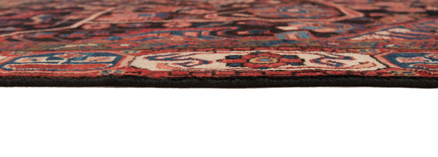 Hamedan Persian Rug | 166 x 108 cm