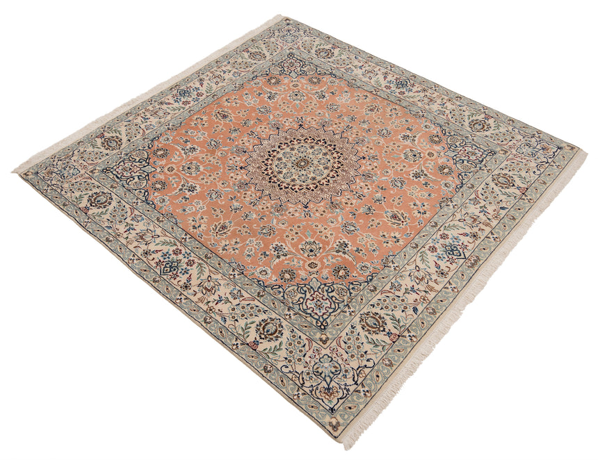 Nain 9la Persian Rug | 203 x 195 cm