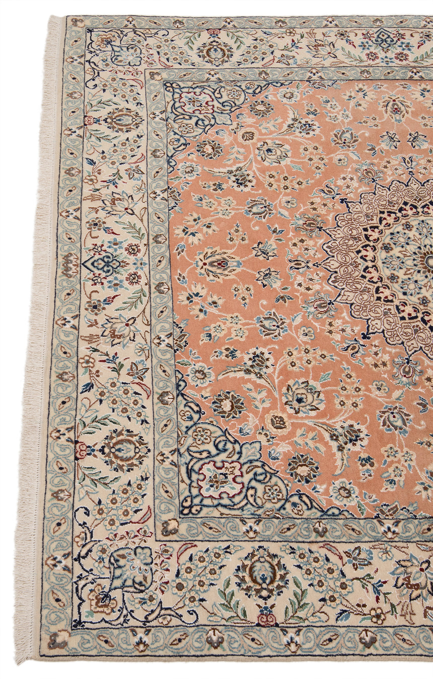 Nain 9la Persian Rug | 203 x 195 cm