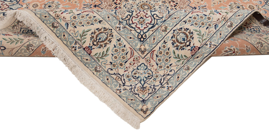 Nain 9la Persian Rug | 203 x 195 cm