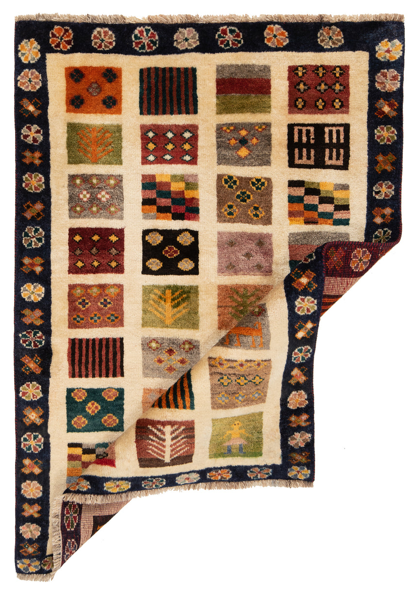 Gabbeh Persian Rug | 138 x 97 cm