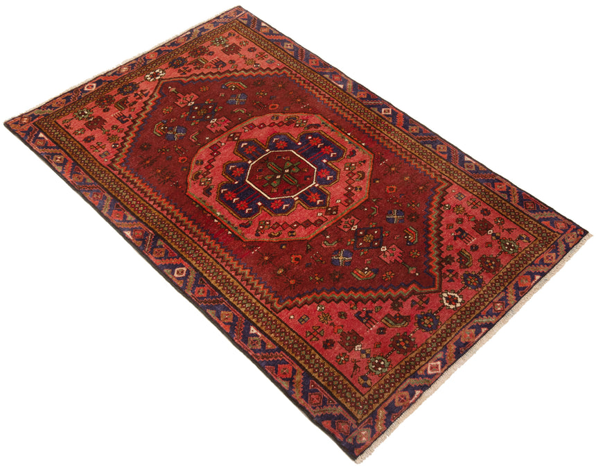 Hamedan Persian rug | 196 x 128 cm