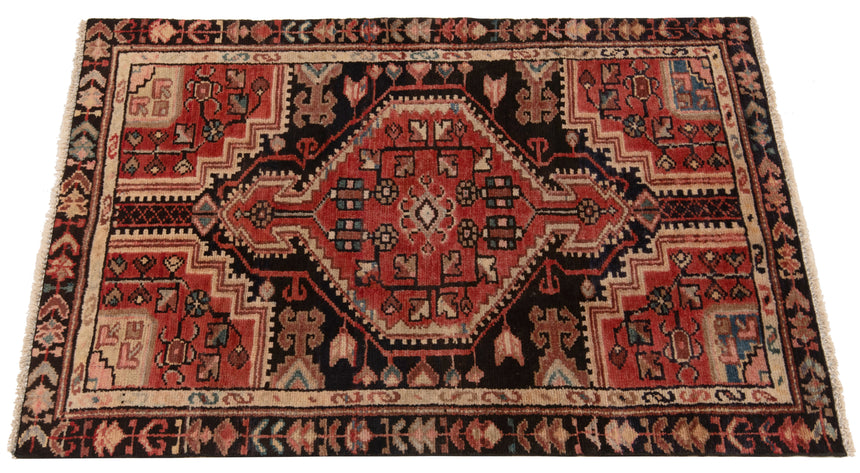 Hamedan Persian Rug | 117 x 73 cm